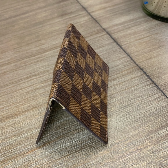 Authentic Louis Vuitton Damier Ebene Card Holder - Picture 7 of 10